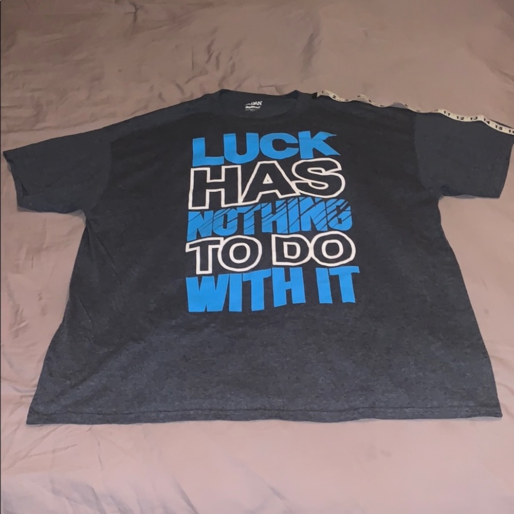 MEN’S GRAPHIC T-SHIRT XL